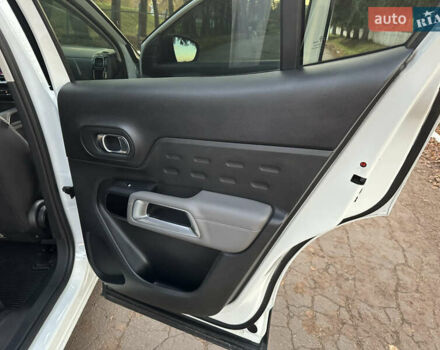 Білий Сітроен С5, об'ємом двигуна 1.5 л та пробігом 197 тис. км за 18700 $, фото 40 на Automoto.ua