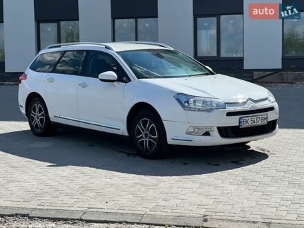 Білий Сітроен С5, об'ємом двигуна 1.56 л та пробігом 325 тис. км за 4650 $, фото 1 на Automoto.ua