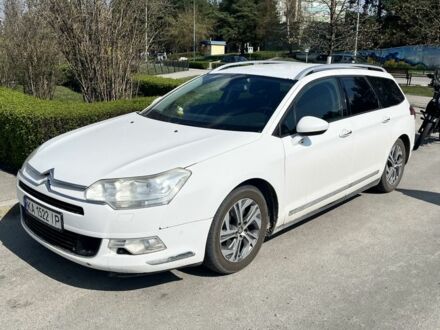 Белый Ситроен С5, объемом двигателя 2 л и пробегом 310 тыс. км за 5000 $, фото 1 на Automoto.ua