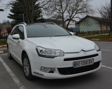 Белый Ситроен С5, объемом двигателя 1.6 л и пробегом 320 тыс. км за 5700 $, фото 1 на Automoto.ua