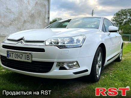 Ситроен С5 2011 в Ивано-Франковске на Automoto.ua Белый Ситроен С5, объемом двигателя 1.6 л и пробегом 255 тыс. км за 7300 $, фото 1 на Automoto.ua