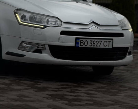 Белый Ситроен С5, объемом двигателя 1.56 л и пробегом 344 тыс. км за 5499 $, фото 1 на Automoto.ua