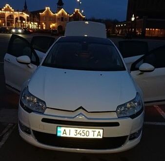 Білий Сітроен С5, об'ємом двигуна 1.6 л та пробігом 140 тис. км за 4000 $, фото 1 на Automoto.ua