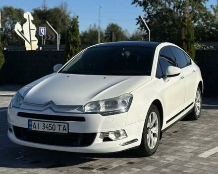 Білий Сітроен С5, об'ємом двигуна 1.6 л та пробігом 135 тис. км за 5500 $, фото 1 на Automoto.ua