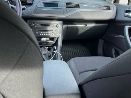 Белый Ситроен С5, объемом двигателя 1.56 л и пробегом 197 тыс. км за 8399 $, фото 1 на Automoto.ua