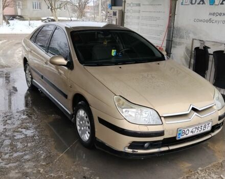 Бежевый Ситроен С5, объемом двигателя 2 л и пробегом 335 тыс. км за 3650 $, фото 1 на Automoto.ua