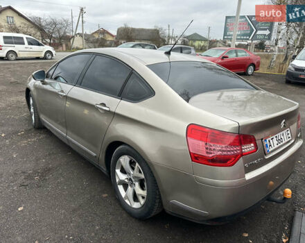 Бежевый Ситроен С5, объемом двигателя 2 л и пробегом 240 тыс. км за 4950 $, фото 5 на Automoto.ua