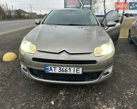 Бежевый Ситроен С5, объемом двигателя 2 л и пробегом 240 тыс. км за 4950 $, фото 1 на Automoto.ua