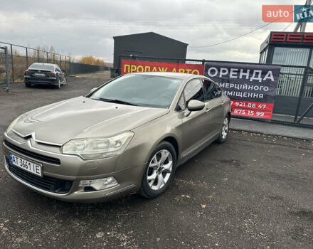 Бежевый Ситроен С5, объемом двигателя 2 л и пробегом 240 тыс. км за 4950 $, фото 3 на Automoto.ua