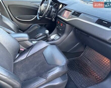 Бежевый Ситроен С5, объемом двигателя 2 л и пробегом 213 тыс. км за 5499 $, фото 29 на Automoto.ua