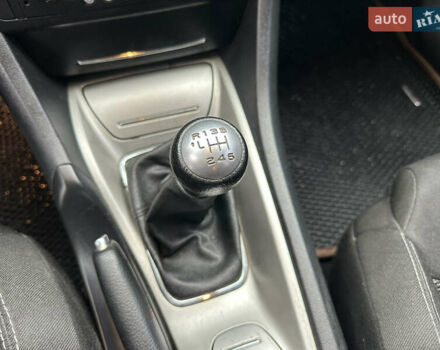 Бежевый Ситроен С5, объемом двигателя 2 л и пробегом 240 тыс. км за 4950 $, фото 14 на Automoto.ua