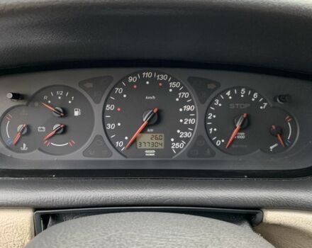 Бежевый Ситроен С5, объемом двигателя 2 л и пробегом 375 тыс. км за 3200 $, фото 15 на Automoto.ua