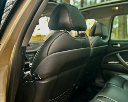 Бежевый Ситроен С5, объемом двигателя 2 л и пробегом 168 тыс. км за 10500 $, фото 18 на Automoto.ua