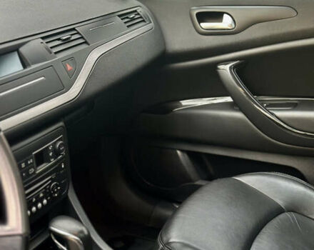 Бежевый Ситроен С5, объемом двигателя 2 л и пробегом 168 тыс. км за 10500 $, фото 27 на Automoto.ua