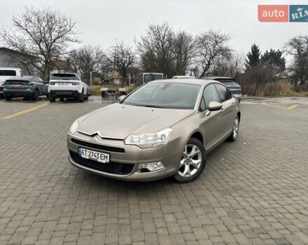 Бежевый Ситроен С5, объемом двигателя 2 л и пробегом 214 тыс. км за 5600 $, фото 1 на Automoto.ua