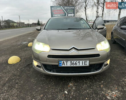 Бежевый Ситроен С5, объемом двигателя 2 л и пробегом 240 тыс. км за 4950 $, фото 1 на Automoto.ua