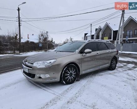 Бежевый Ситроен С5, объемом двигателя 2 л и пробегом 300 тыс. км за 5800 $, фото 1 на Automoto.ua