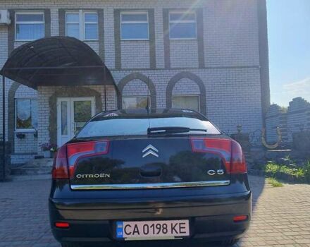 Черный Ситроен С5, объемом двигателя 2 л и пробегом 178 тыс. км за 4700 $, фото 2 на Automoto.ua