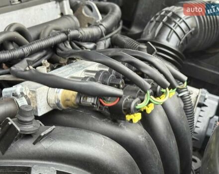 Черный Ситроен С5, объемом двигателя 1.8 л и пробегом 254 тыс. км за 3950 $, фото 57 на Automoto.ua