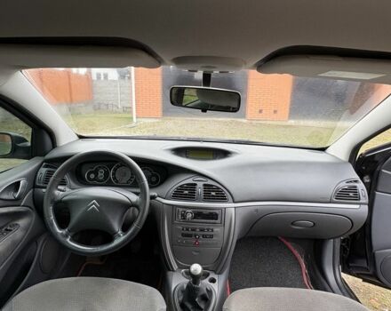 Черный Ситроен С5, объемом двигателя 1.8 л и пробегом 81 тыс. км за 4800 $, фото 8 на Automoto.ua