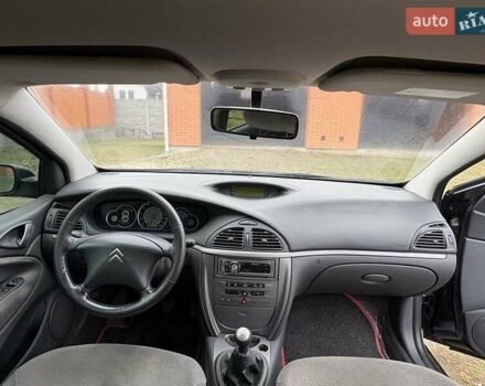Чорний Сітроен С5, об'ємом двигуна 1.8 л та пробігом 81 тис. км за 4800 $, фото 7 на Automoto.ua