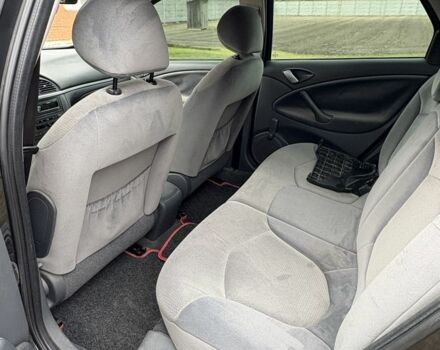 Черный Ситроен С5, объемом двигателя 1.8 л и пробегом 81 тыс. км за 4800 $, фото 7 на Automoto.ua