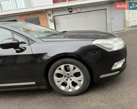 Черный Ситроен С5, объемом двигателя 2.72 л и пробегом 335 тыс. км за 6500 $, фото 15 на Automoto.ua