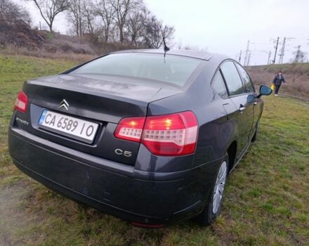 Чорний Сітроен С5, об'ємом двигуна 1.6 л та пробігом 210 тис. км за 3950 $, фото 5 на Automoto.ua