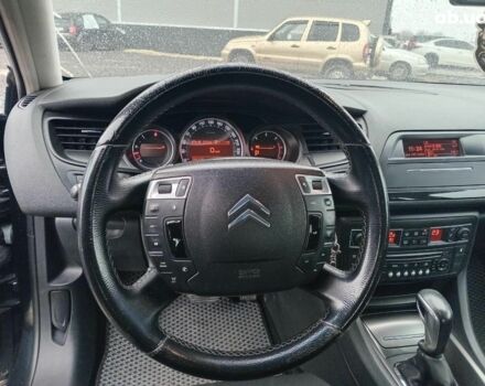 Черный Ситроен С5, объемом двигателя 2 л и пробегом 286 тыс. км за 7440 $, фото 17 на Automoto.ua