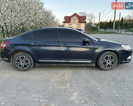 Черный Ситроен С5, объемом двигателя 2 л и пробегом 400 тыс. км за 6900 $, фото 4 на Automoto.ua