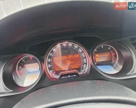 Черный Ситроен С5, объемом двигателя 2 л и пробегом 286 тыс. км за 7440 $, фото 16 на Automoto.ua