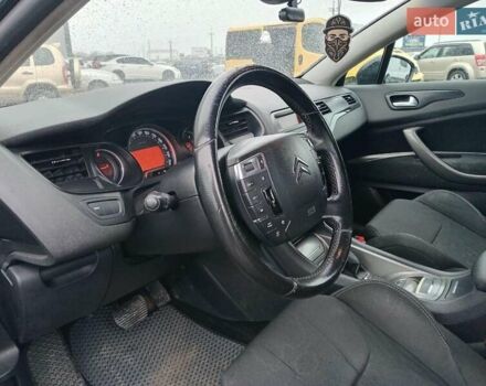 Черный Ситроен С5, объемом двигателя 2 л и пробегом 286 тыс. км за 7440 $, фото 20 на Automoto.ua