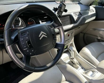 Ситроен С5 2011 в Одессе на Automoto.ua Черный Ситроен С5, объемом двигателя 2 л и пробегом 351 тыс. км за 8300 $, фото 4 на Automoto.ua