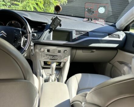 Ситроен С5 2011 в Одессе на Automoto.ua Черный Ситроен С5, объемом двигателя 2 л и пробегом 351 тыс. км за 8300 $, фото 3 на Automoto.ua