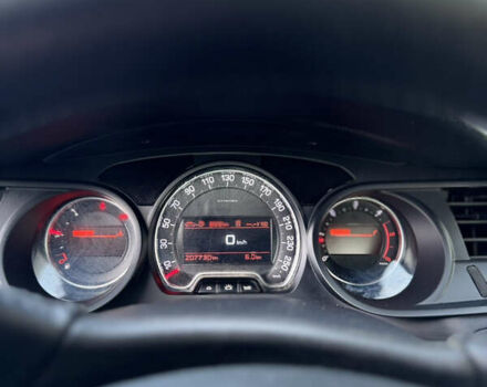 Чорний Сітроен С5, об'ємом двигуна 1.6 л та пробігом 208 тис. км за 6900 $, фото 9 на Automoto.ua