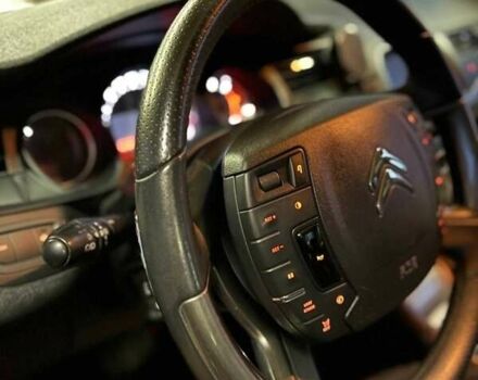 Черный Ситроен С5, объемом двигателя 1.6 л и пробегом 188 тыс. км за 7800 $, фото 9 на Automoto.ua