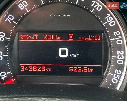 Черный Ситроен С5, объемом двигателя 2 л и пробегом 343 тыс. км за 7500 $, фото 18 на Automoto.ua