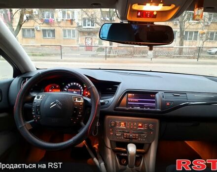 Черный Ситроен С5, объемом двигателя 2 л и пробегом 292 тыс. км за 8700 $, фото 8 на Automoto.ua