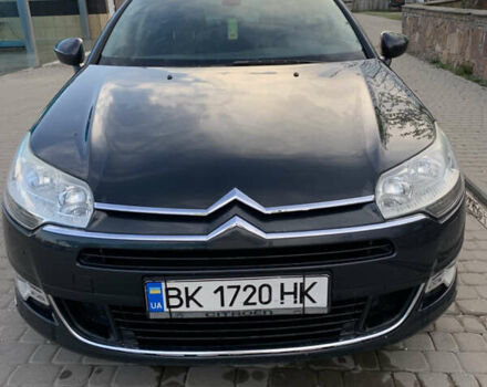 Черный Ситроен С5, объемом двигателя 1.6 л и пробегом 264 тыс. км за 5200 $, фото 1 на Automoto.ua