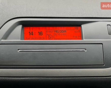 Черный Ситроен С5, объемом двигателя 1.6 л и пробегом 254 тыс. км за 5500 $, фото 12 на Automoto.ua