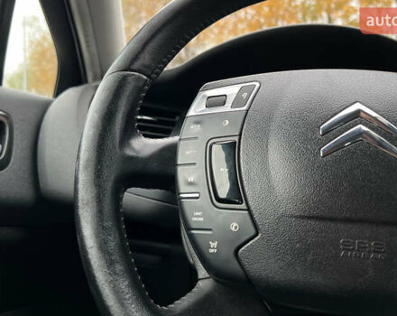 Черный Ситроен С5, объемом двигателя 1.6 л и пробегом 254 тыс. км за 5500 $, фото 8 на Automoto.ua