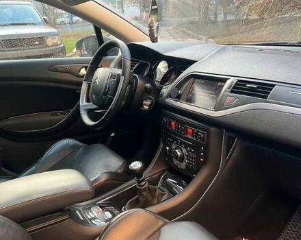 Черный Ситроен С5, объемом двигателя 1.6 л и пробегом 332 тыс. км за 5700 $, фото 16 на Automoto.ua