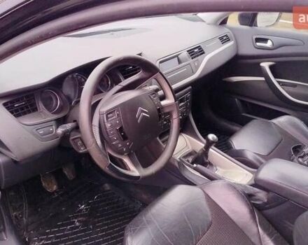 Черный Ситроен С5, объемом двигателя 1.56 л и пробегом 293 тыс. км за 5500 $, фото 8 на Automoto.ua