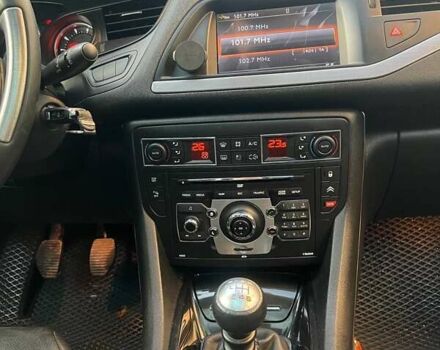 Черный Ситроен С5, объемом двигателя 1.6 л и пробегом 332 тыс. км за 5700 $, фото 20 на Automoto.ua
