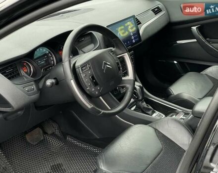Чорний Сітроен С5, об'ємом двигуна 2.18 л та пробігом 279 тис. км за 9490 $, фото 28 на Automoto.ua