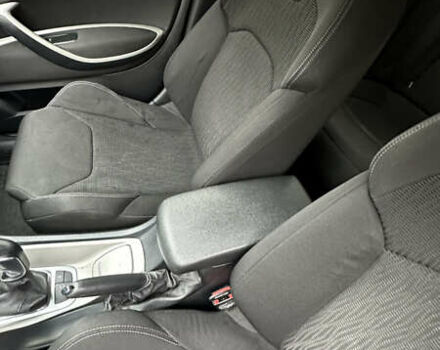 Чорний Сітроен С5, об'ємом двигуна 1.56 л та пробігом 332 тис. км за 7300 $, фото 10 на Automoto.ua