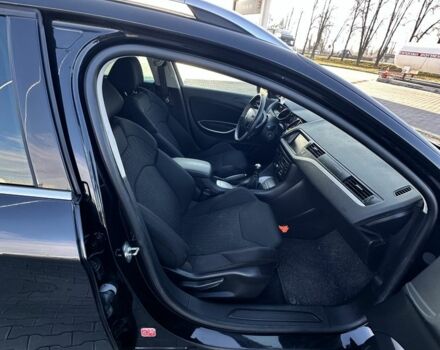 Черный Ситроен С5, объемом двигателя 1.6 л и пробегом 230 тыс. км за 3350 $, фото 9 на Automoto.ua