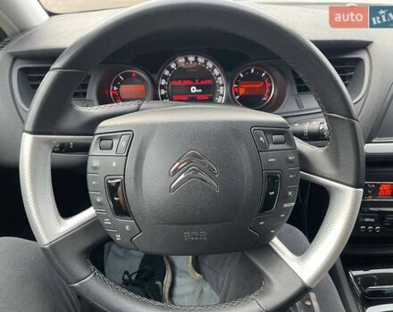 Черный Ситроен С5, объемом двигателя 2.18 л и пробегом 188 тыс. км за 11500 $, фото 16 на Automoto.ua