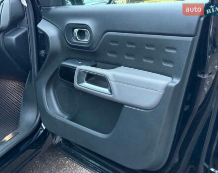 Черный Ситроен С5, объемом двигателя 2 л и пробегом 131 тыс. км за 21490 $, фото 25 на Automoto.ua