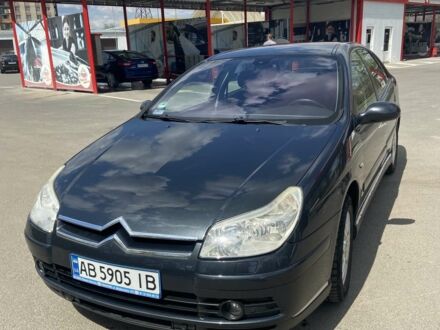 Черный Ситроен С5, объемом двигателя 1.7 л и пробегом 202 тыс. км за 4600 $, фото 1 на Automoto.ua